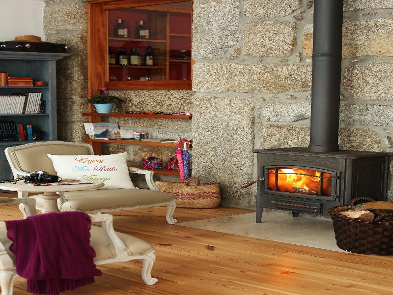 Вілла Solar Egas Moniz-Charming House & Local Experiences Пасу-де-Соза Екстер'єр фото